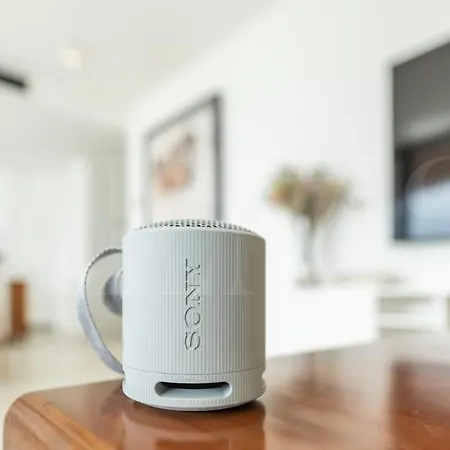 Seaside Escape With Views, Pool And Parking Rems Fuengirola