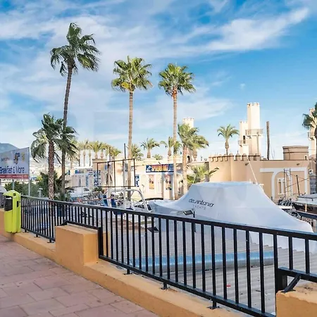 Seaside Escape With Views, Pool And Parking Rems * Fuengirola