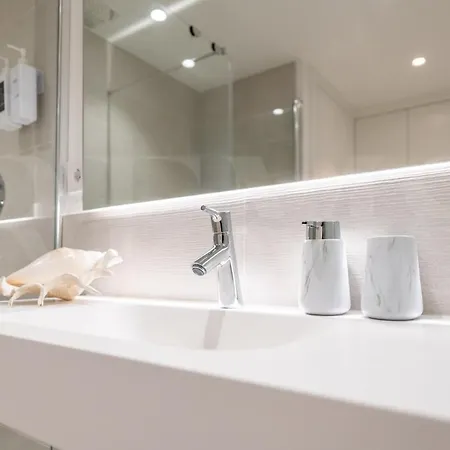 Seaside Escape With Views, Pool And Parking Rems Appartement Fuengirola