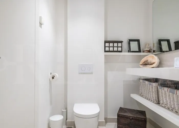 Seaside Escape With Views, Pool And Parking Rems Apartment Fuengirola